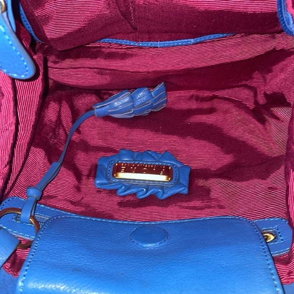 Isabella Fiore Blue Floral Shoulder Bag - Picture 12 of 13